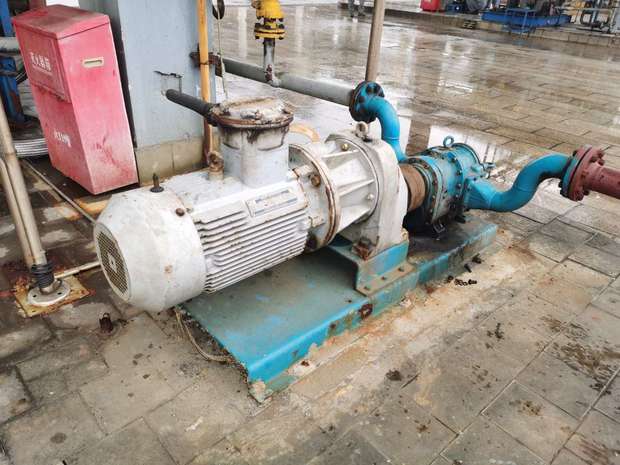 罗德凸轮转子泵-中天氟硅甲醇卸车泵应用